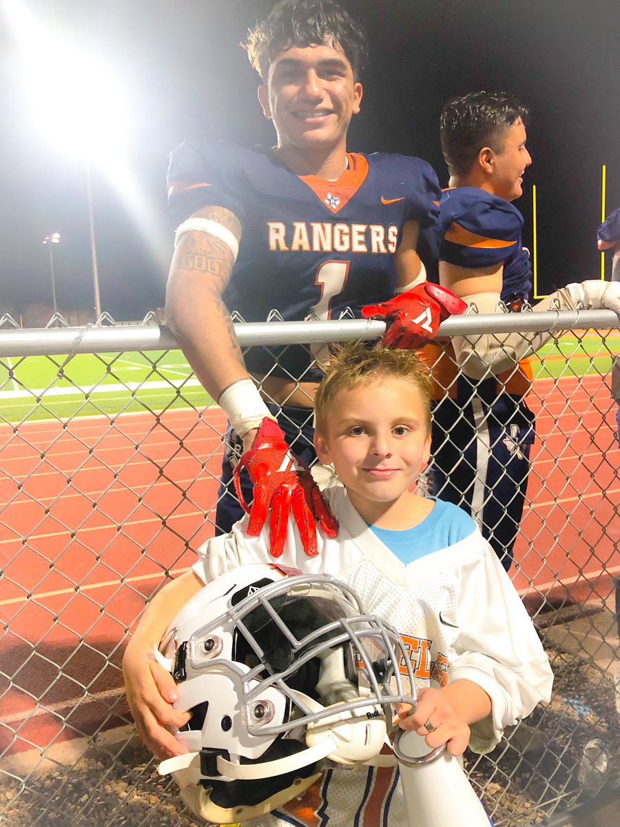 Anaria32's tweet photo. We were able to catch @Angel1Munoz_  after his awesome game! You were amazing! Oliver says he can’t wait to see you next week! #riverside4ever https://t.co/NfZhtR4Zw8