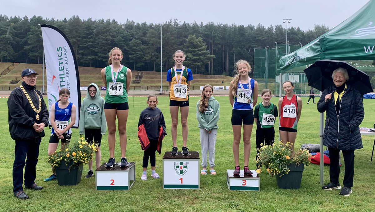 AthleticsNI's tweet photo. 🌟 NI &amp; Ulster Combined Event Championships 🌟

U13 Girls Pentathlon
🥇 Aurelia Crotty (Annalee AC) 1826 pts
🥈Holly Helme (Cabinteely AC) 1817 pts
🥉 Ava Doran (Armagh AC) 1643 pts

Medals were presented by Lady Mary Peters and Athletics NI President Gerry Carson.

#NIUlster https://t.co/5ZnImdDjdK
