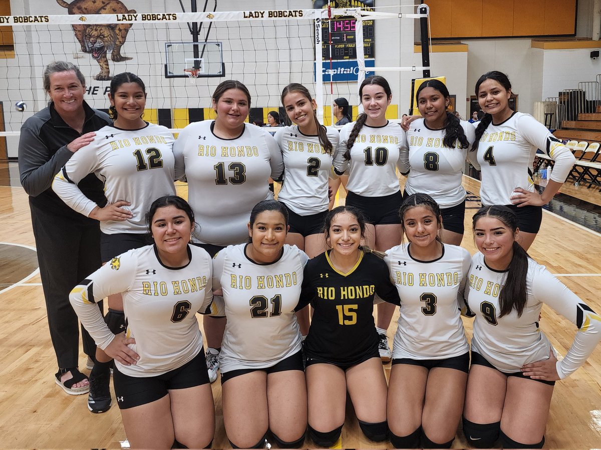 MedicineRh's tweet photo. Yeah Jv dark with the win!
@RHISD_Athletics @RHHS_Bobcats https://t.co/k7NtcUQqrL