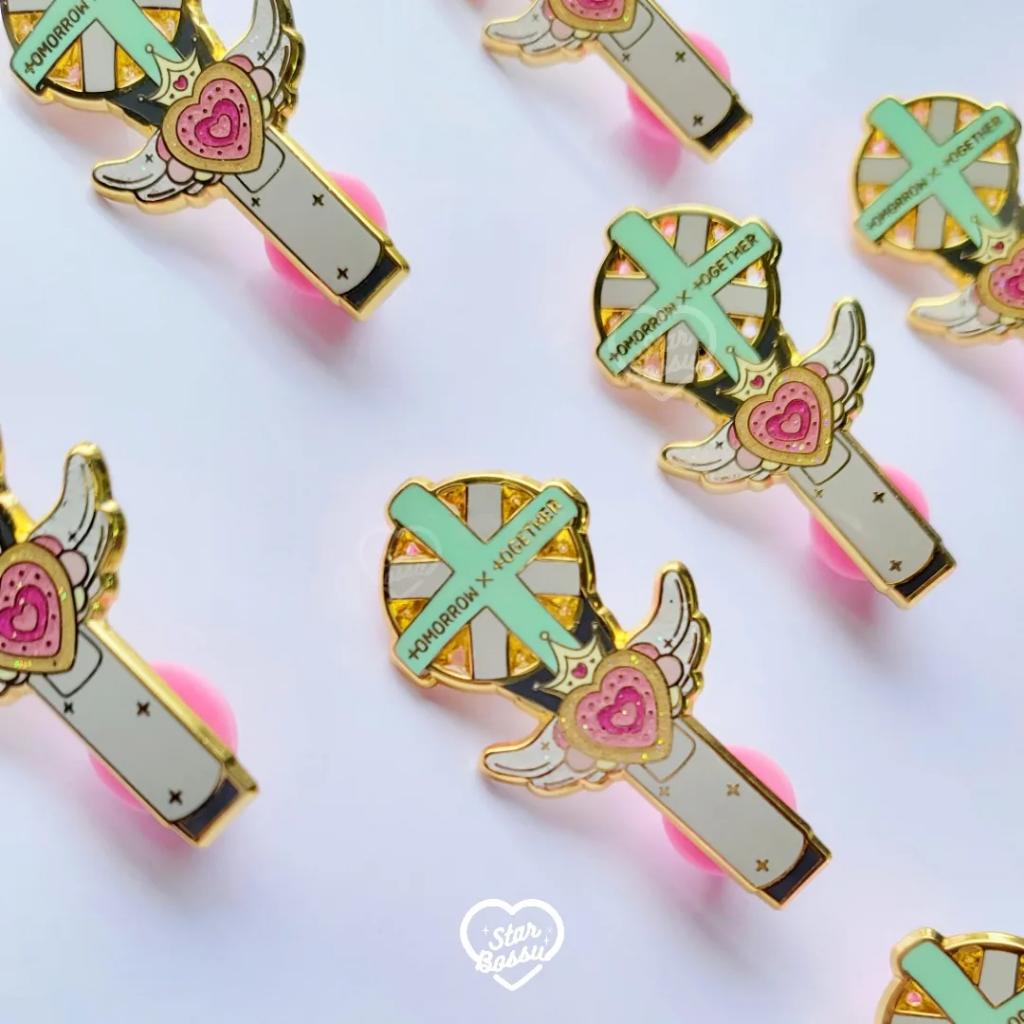 StarBossu's tweet photo. ๐ฅบ miren que preciosos quedaron los pins โก en verdad cada vez voy mejorando en todo para hacer mejores productos โก
Ya disponible en la pรกgina web โก
https://t.co/ElLPWAJRBY
#txtpins #enamelpins #moabong https://t.co/HTXuYD7NiE