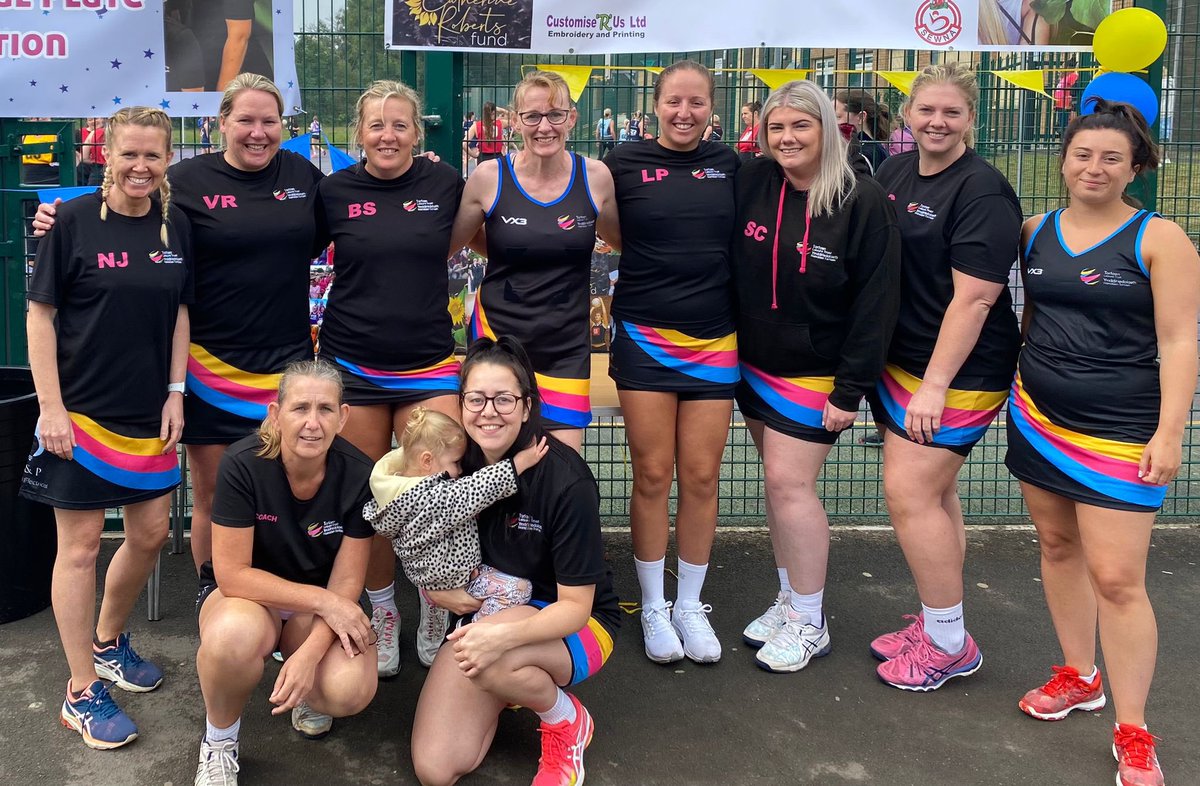 vicki7223's tweet photo. My favourite event of the year, love all the teams from SEW coming together to play and remember two π of our netball community! Big thank you to everyone who took part and helped me run things today ππ» #teameffort #netballfamily #teamTLT #charitytournament ππ https://t.co/L70TYHSR3w