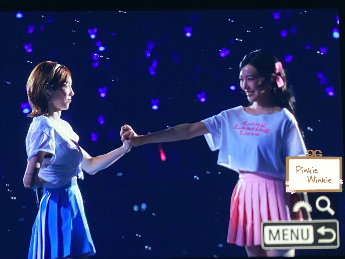 SNSDFIELD's tweet photo. "The best part of the news is that im going to be in the band with ny TaeTae. I never thought id make it this far but God and my lil TaeTae helped me."
-Tiffany2006

Taeny the platonic soulmate, the bestest friends, are still together on stage even up to this year☹️❤️ https://t.co/B5HbcPPpbW