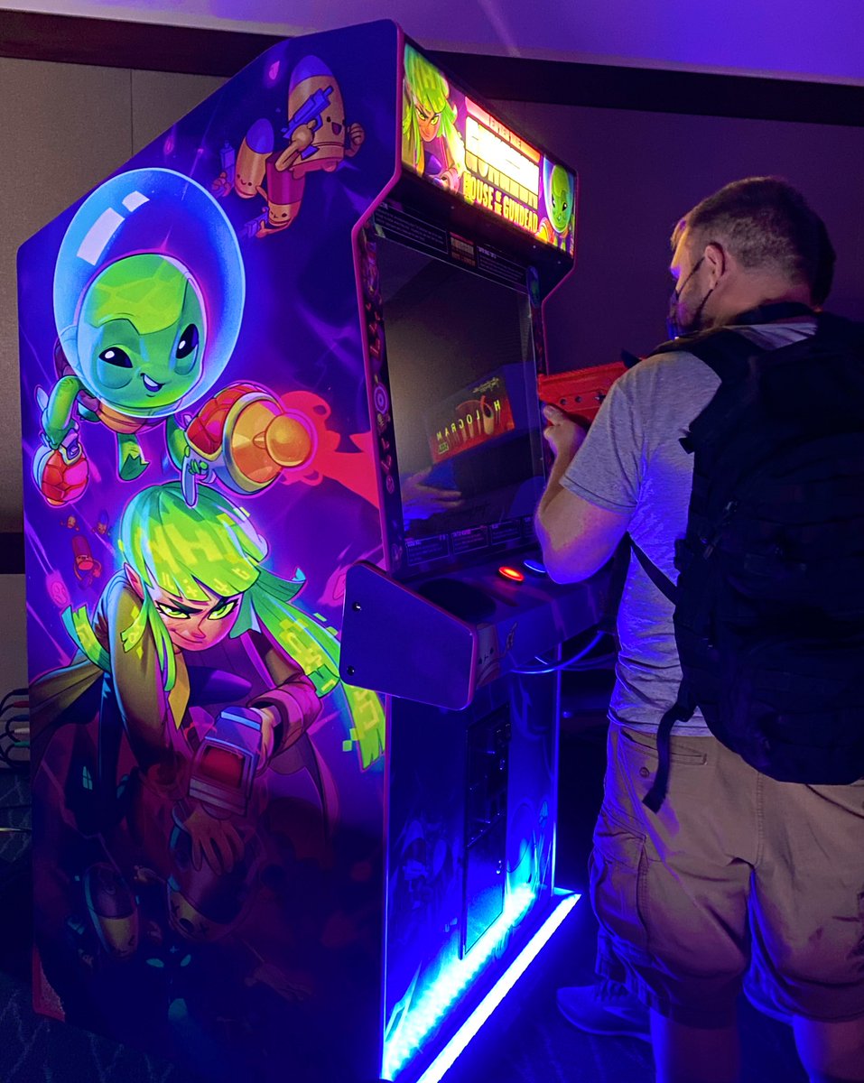 DodgeRollGames's tweet photo. House of the Gundead is playable at the #PAXWest Classic Arcade on Level 2! https://t.co/Rkt2tTnuhI