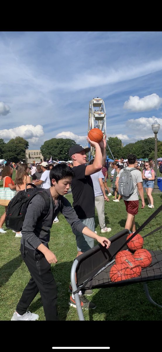 Triumph_NIL's tweet photo. Thanks to @PedullaSean and Darius Maddox for a great day at Gobblerfest with @cmgdowntown. #hokiesmbb #cmgleasing https://t.co/QyEEDACfKN