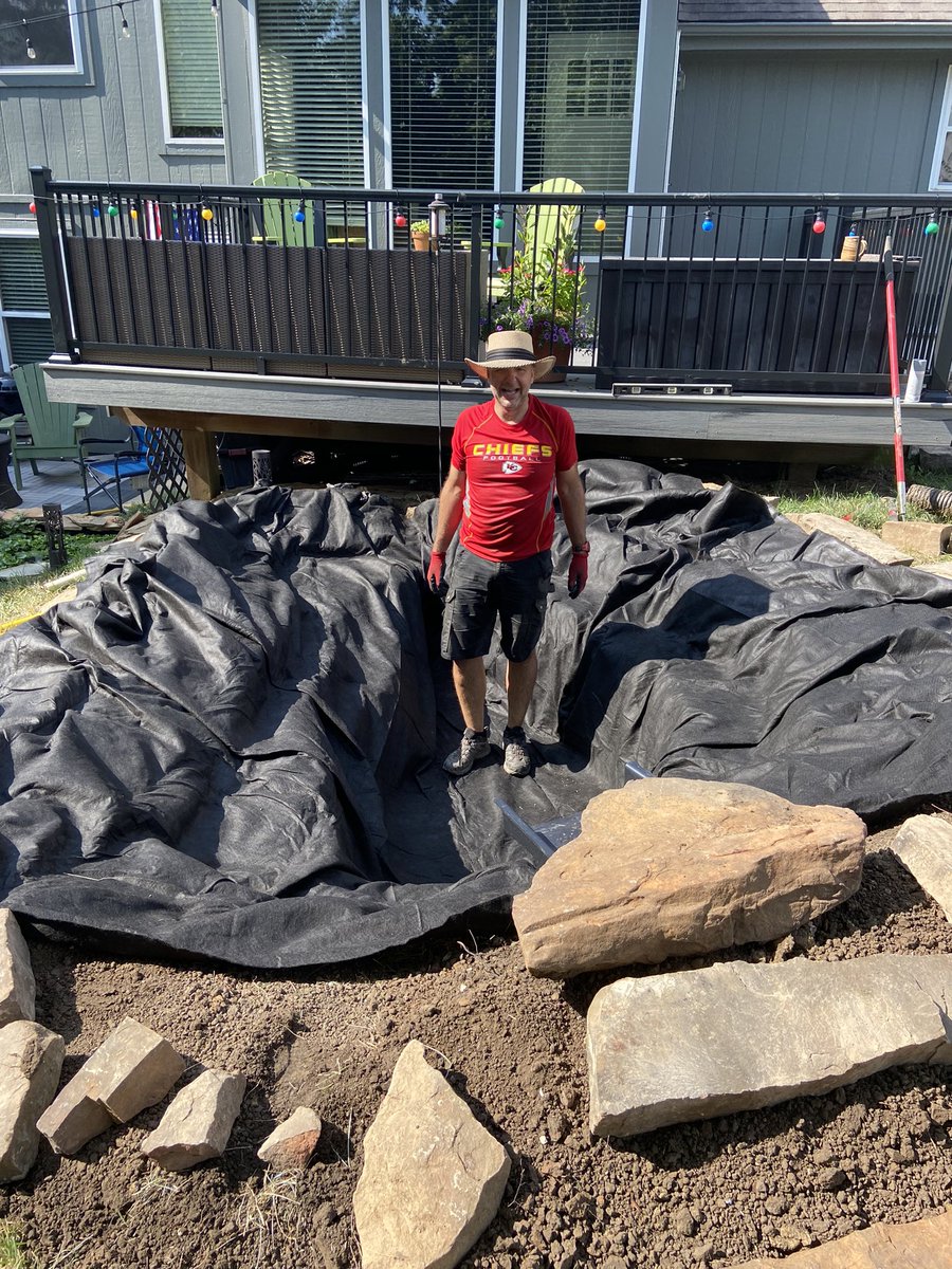 scbolin's tweet photo. Literally taking ourselves into the learning pit today. We know nothing about pond building, but we’re acquiring new skills! #Nevertoooldtolearn #learningisrewarding @JamesNottinghm https://t.co/OQgqdFA7xE