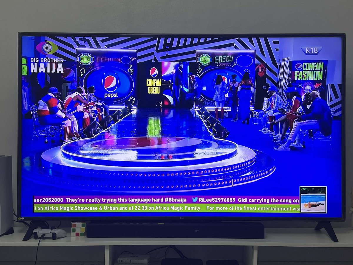 Chydee's tweet image. Confam 🥶💙🥏