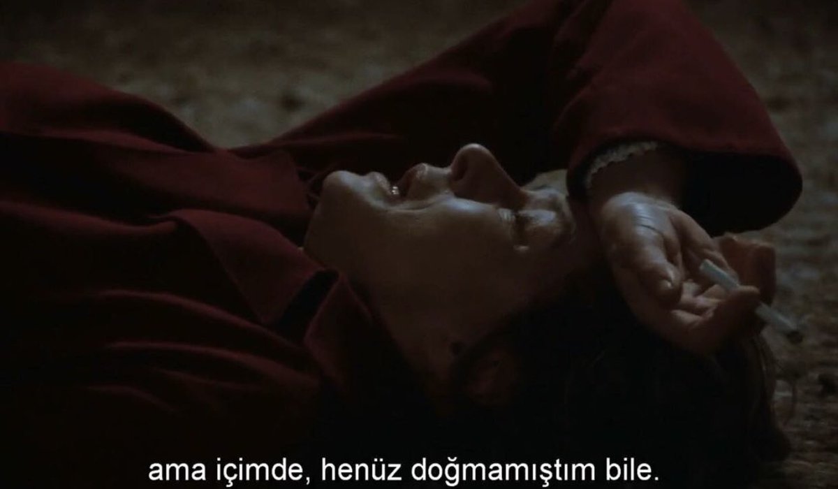 sinesolaris's tweet photo. Hiç olgunlaşamadım. Yüzüm ve vücudum yaşlandı. Anılar ve tecrübeler edindim ama içimde henüz doğmamıştım bile.

Güz Sonatı’ Ingmar Bergman (1978) https://t.co/p30v1i46K3