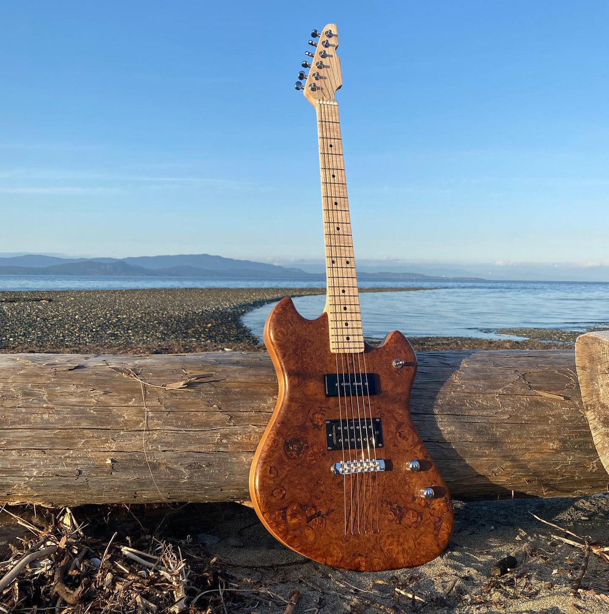 ehfects's tweet photo. It's Labour Day weekend here in Canada. Fall is just around the corner so make sure to hit the beach one last time.
#AmpsAndEhfects #CanadaLoud #CanadianGuitar #CanadianEffects #CanadianGuitarPedal #CanadianAmplifier #MadeInCanada #GuitarAmps #GuitarGear #GuitarPedal #Guitar https://t.co/3u50PfmgGI