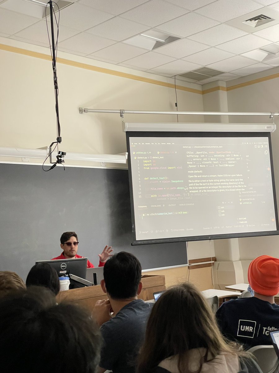 lizziepika's tweet photo. Back 2 school w/ @twiliodevs professor @anthonyjdella #pennapps https://t.co/9RqNVdHk90