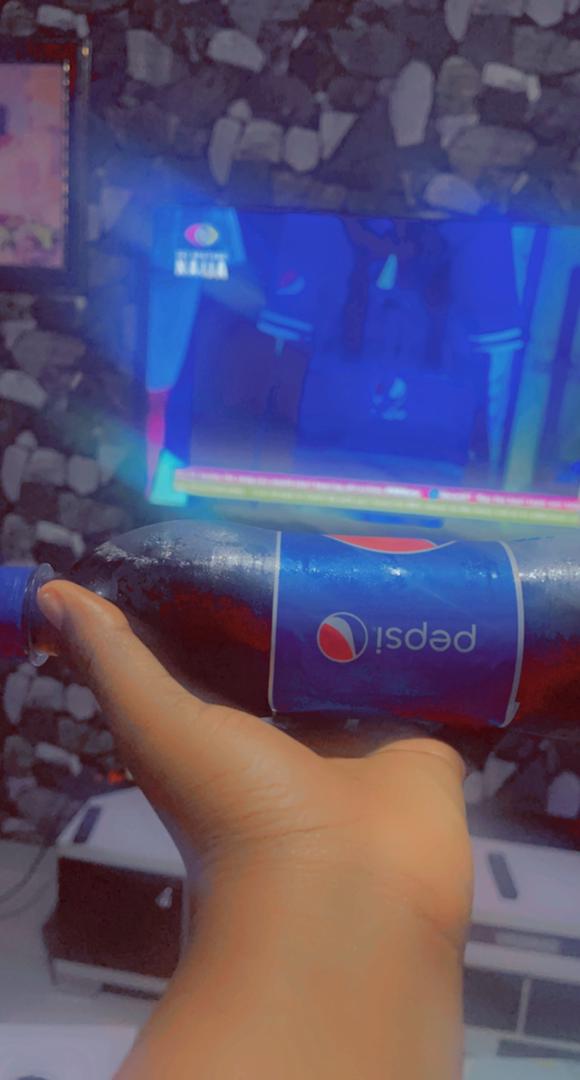 _Olajum_'s tweet photo. How else do you enjoy @BBnaijaPepsitask if not with a chilled bottle of Pepsi💙💙💙 @BBNaija @pepsi @Pepsi_Naija https://t.co/nrJoEdBzDH