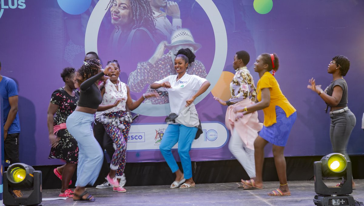 HumNabimanya's tweet photo. Is it really a Reach A Hand Uganda program if there's no music, dance,drama or vibe?😃 

We're having a little celebration and fun to wrap up the #O3PlusUg launch at @kiuvarsity-Ishaka.

All the fun is live on the SAUTIplus TV, so you don’t have to miss out! https://t.co/c1cjVvYccI