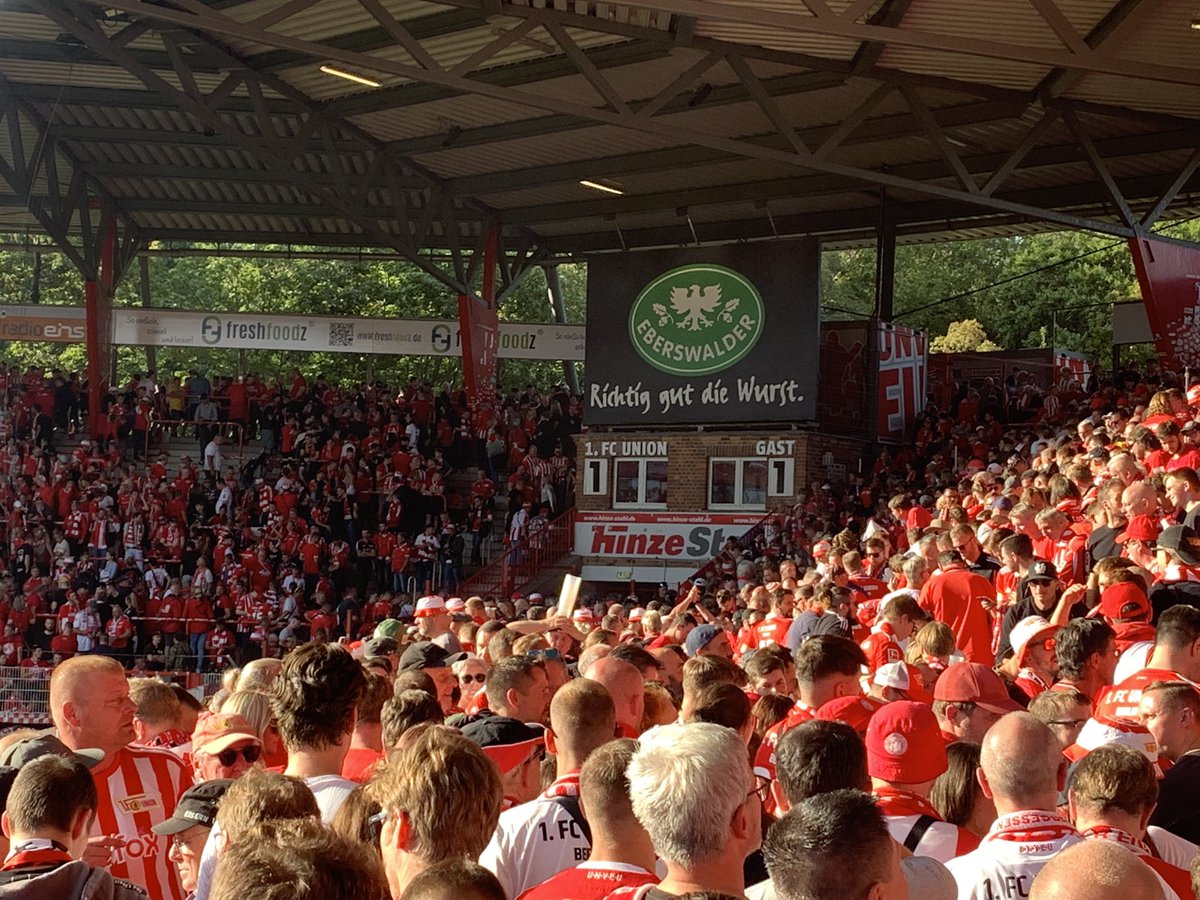 flotei's tweet photo. Gut für @fcunion, gut für  @DFL_Official und gut für mich. Triplewinsituation. https://t.co/CNDDVaczSH
