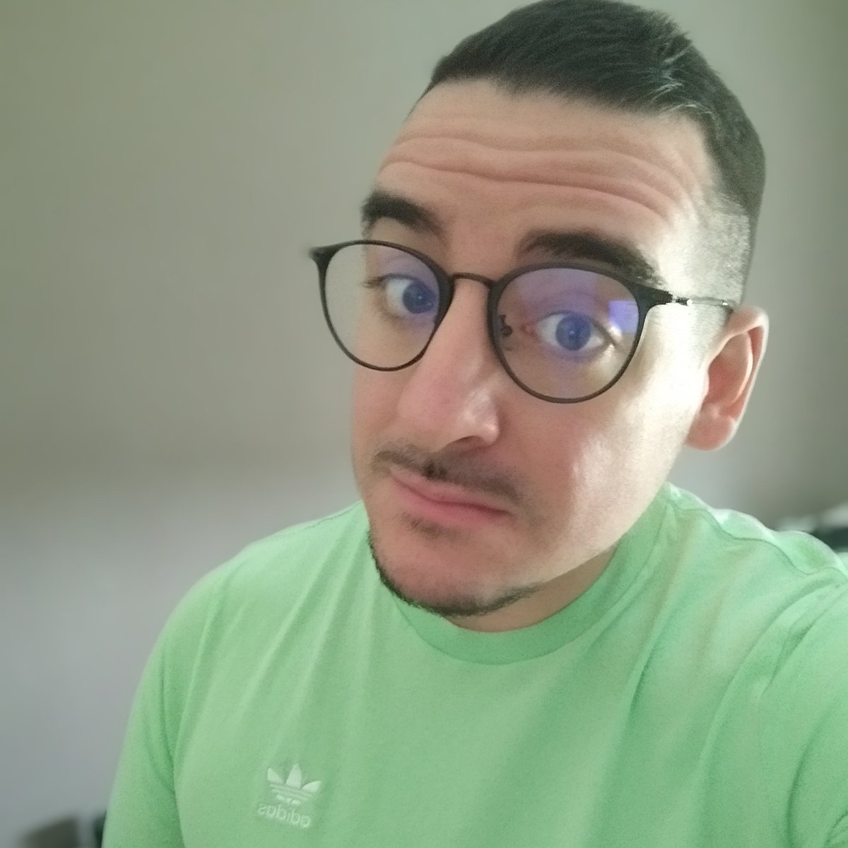 JonathanZer71's tweet photo. #NouvellePhotoDeProfil https://t.co/IhhemFSq7j