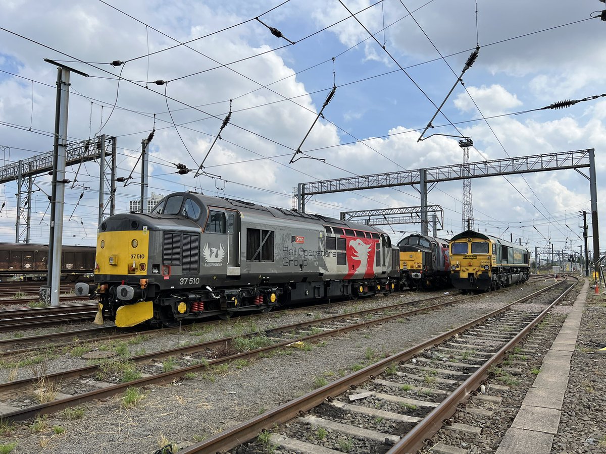 Andrew Murdin (@andym13) on Twitter photo Job done for the day, 0M57. Returned a rather poorly 37800 to the RTC at Derby from Wembley, for some TLC. 37510 provided the tow. 
<a href="/TheGrowlerGroup/">The Growler Group</a> <a href="/C37LG/">C37LG</a> Job done for the day, 0M57. Returned a rather poorly 37800 to the RTC at Derby from Wembley, for some TLC. 37510 provided the tow. 
<a href="/TheGrowlerGroup/">The Growler Group</a> <a href="/C37LG/">C37LG</a>
