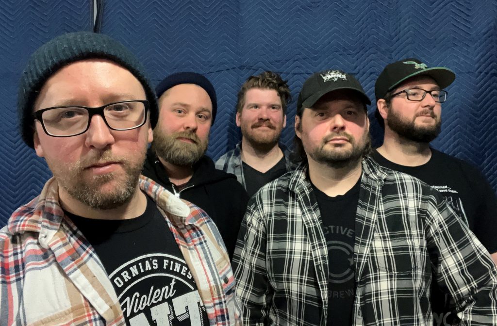 BirchStRadio's tweet photo. We've made our #NewMusic picks for the coming week - feat. @DentistBand @thenorthwest705 @stellawthasigma @bretmckenzie3 #thompsonsprings
First spins today at 5pm ET / 2pm PT / 2100 UTC
Find many ways to listen to our free streaming mix at https://t.co/SifacJqX6h https://t.co/dt7n7qg8Nd