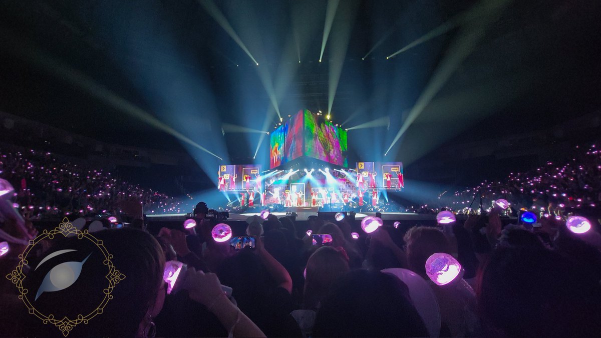 GPDXP1's tweet photo. Some Pics from the Seventeen Concert in FT.Worth
(8/23/22)
#BETHESUN
#seventeen 
#seventeenworldtour 
#carat
#seventeen2022 https://t.co/wYdo2msgSI