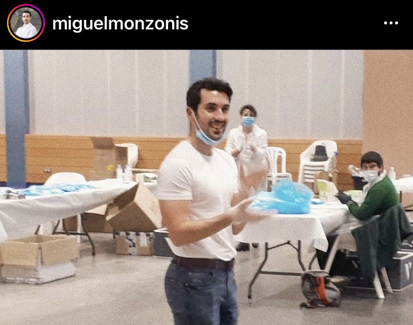 ktlxngls's tweet photo. i feel like we need to take a moment for miguel, the local councillor from oliva (town in spain where my fam have a house) who is truly making socialism sexy. https://t.co/FLXxN8FPZ0