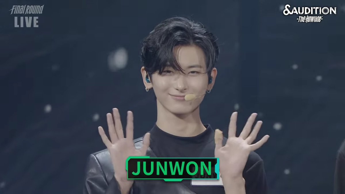 fallingivory's tweet photo. love you junwon <3 i'll forever wait for you just like i waited for EJ! i promise https://t.co/DqKODPhogB