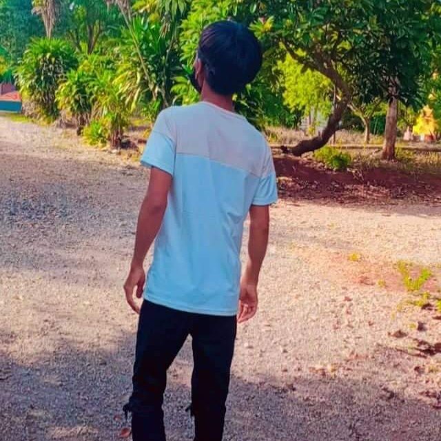 yangxiaofei20's tweet photo. #NewProfilePic https://t.co/HYX4V6nOrv