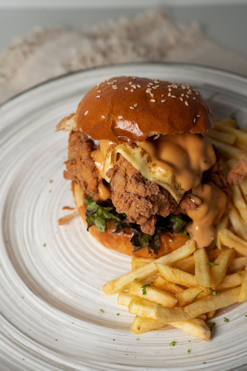 One of our signature burgers - #Rooster (chicken)

#lyre #burgerlovers