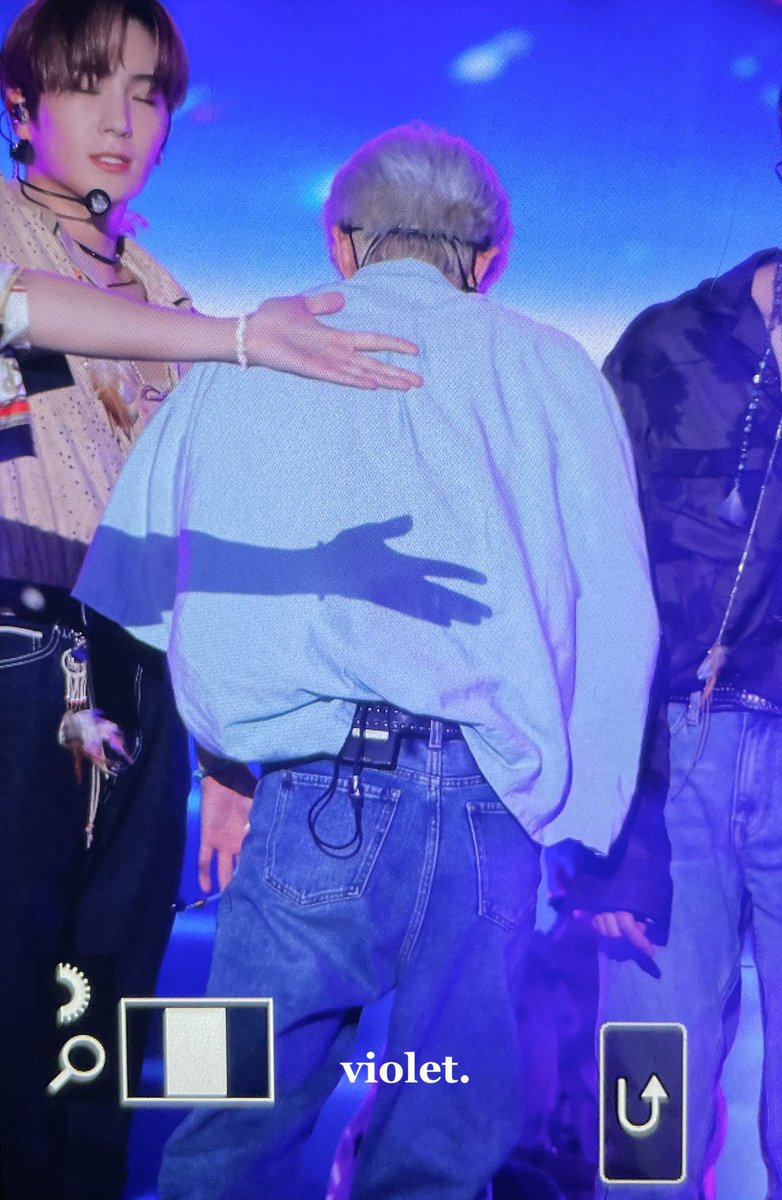 220903 애기 놀라써

#THEBOYZ #더보이즈 #지창민 #큐