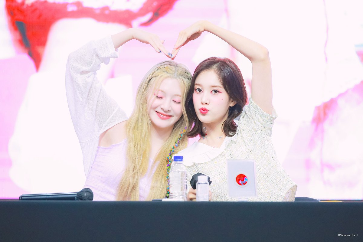 jangdyeeun's tweet photo. Naooooo 🥺🫶 @spaciesnom https://t.co/zopLuxEI3K