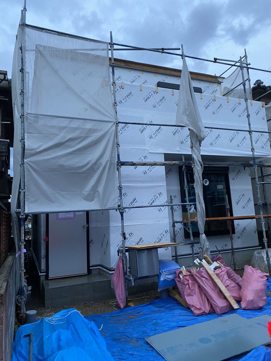 fmy01234's tweet photo. 竹本邸順調に進んでる笑
引越しでバタバタするのだるいなぁ、誰か昼飯付きでバイトきてくれへんかな🙏 https://t.co/zuaAmlGf6k