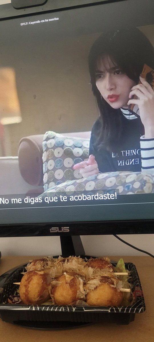 jolibell's tweet photo. Ver series asiáticas es mi pasión #cayendoentusonrisa https://t.co/YBmQTZ6FT8