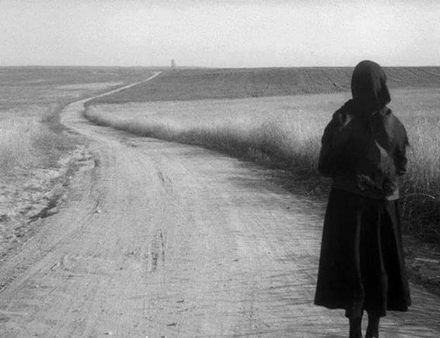 İnsan fırsatların gelmesini bekler, fırsatlar da insanın... Fırsatlar bekler, insanlarda... Kazanan hep mazeret olur.