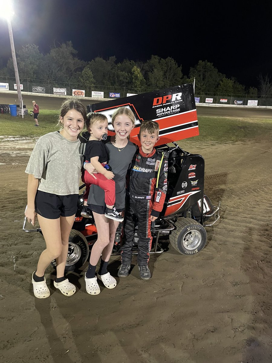 Picked up the win last night! Off to Missouri with my <a href="/KKM_67/">Keith Kunz Motorsports</a> family to do some <a href="/POWRi_Racing/">POWRi Racing</a>
