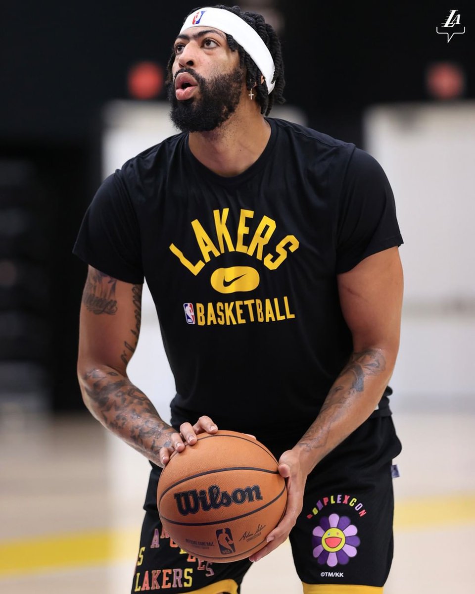 NBABrasil's tweet photo. Anthony Davis tá ON para a próxima Temporada! 🏀 ✨ 

(Via: @lakers) https://t.co/ntDE3Xg5wH