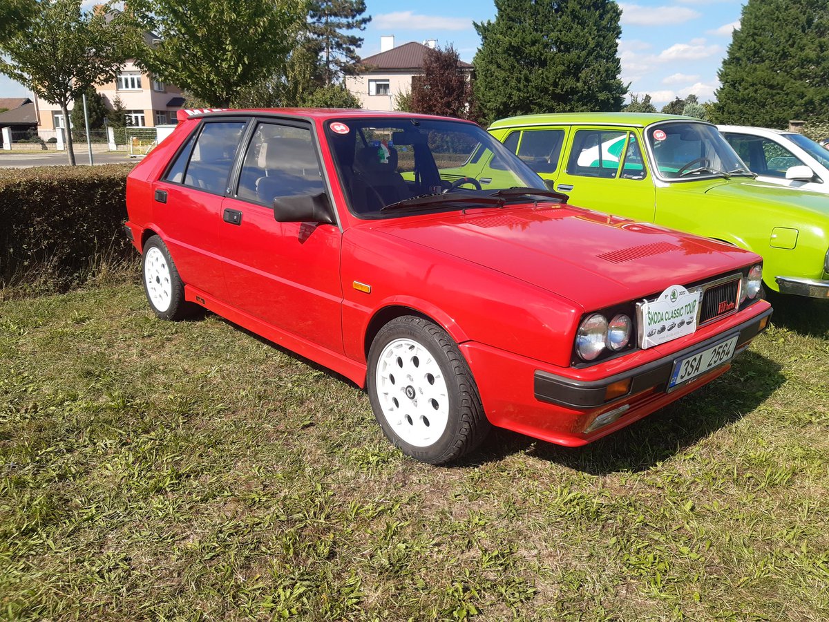 ONDREJ_LANIK's tweet photo. Italian design at ŠKODA Classic Tour 2022. https://t.co/Vg8nVEtlqA