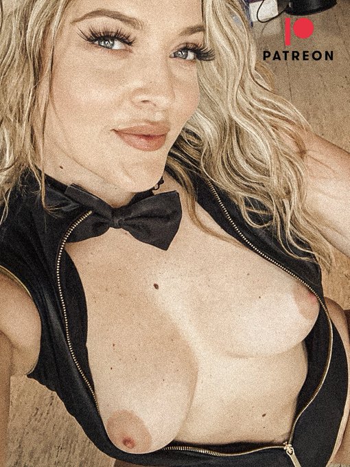 What are you looking at ?? Join my Patreon now ??❤️❤️❤️

https://t.co/QmDZxLtLYf https://t.co/lfmR6k