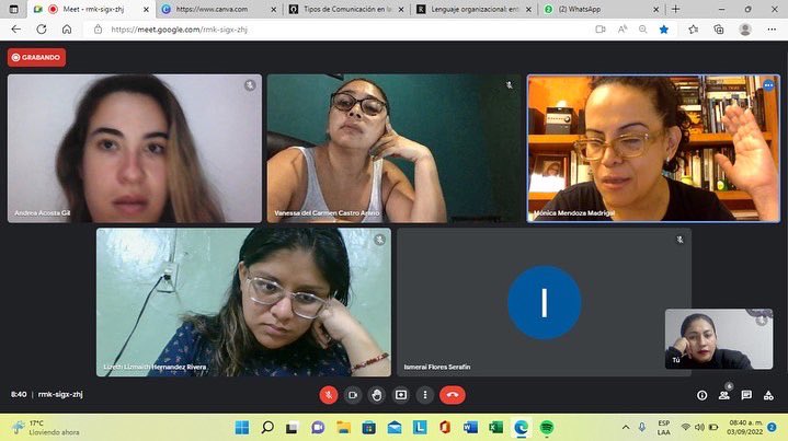 MonicaMendozaM's tweet photo. Y la magia comienza aquí….
Con mis extraordinarias estudiantes de posgrado de la @uxoficial @VANESCASTRO @YarethMesa @andieGiil
#SoyProfa #Maestria https://t.co/8sDwBpFn5v