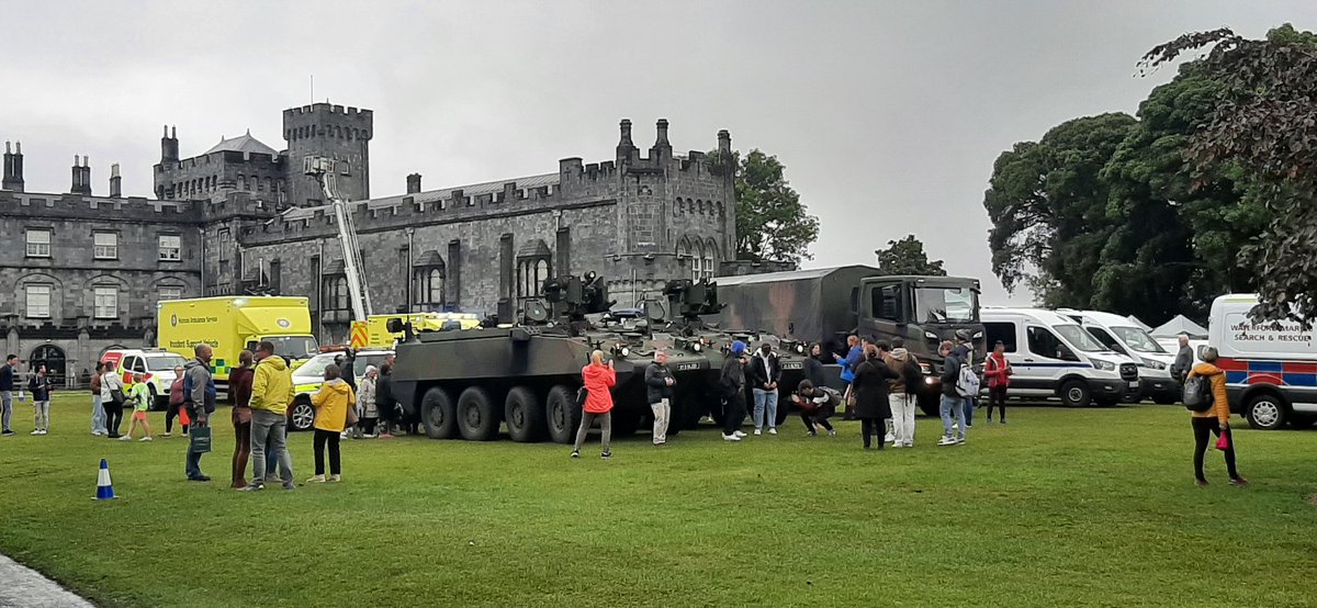 #nationalservicesday #kilkennycastle