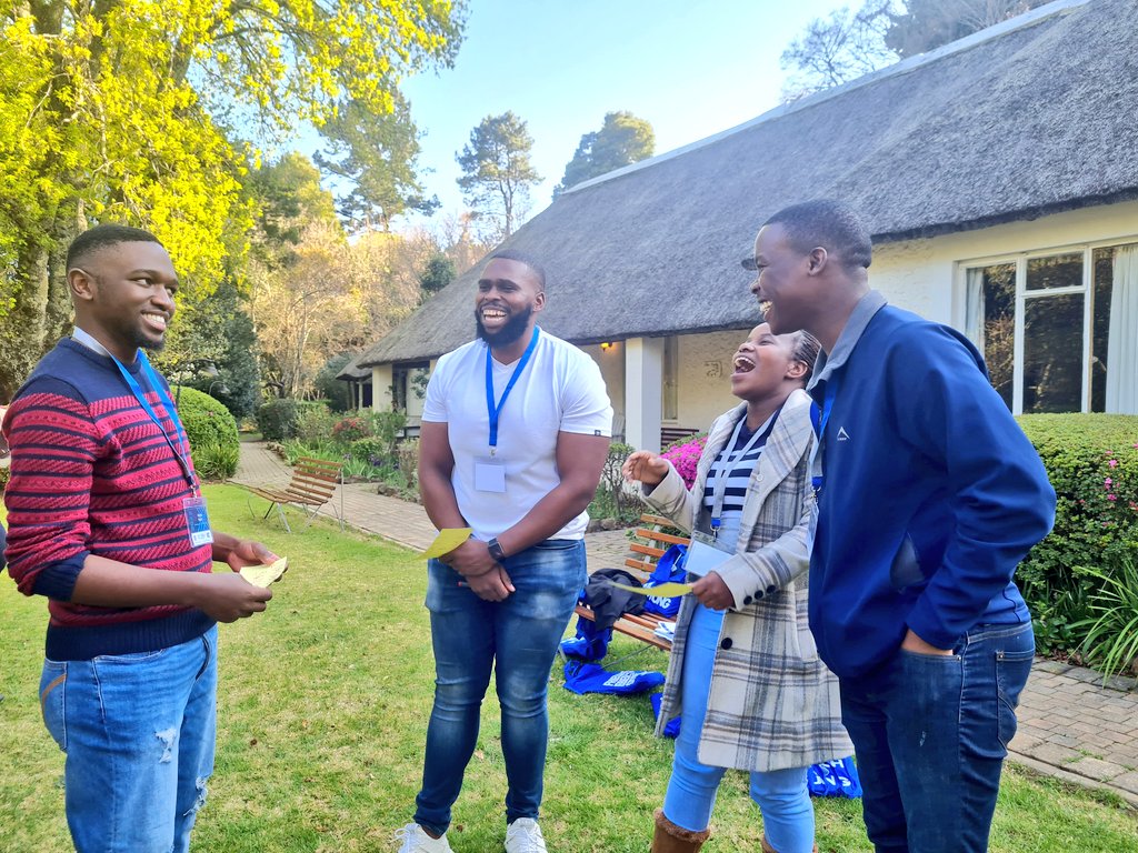 FES_SouthAfrica's tweet photo. We are back at Hogsback for the #FHAS youth leadership programme, where the 2021 cohort is passing the baton to the 2022 cohort. https://t.co/lBHzw8drsm