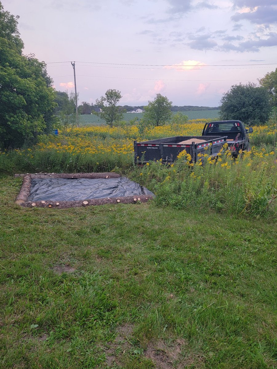 DegroodMegan's tweet photo. @KMkellyschmidt @KMElem Our Sand Pit is in for our Nature Based Kinders! So thankful for my dedicated family to help with this wonderful project. I cannot wait to see what our little learners will do with this space. 💙
#NatureBasedK #KoMetExcellence #creativekids #playislearning https://t.co/sry3LI8IQ7