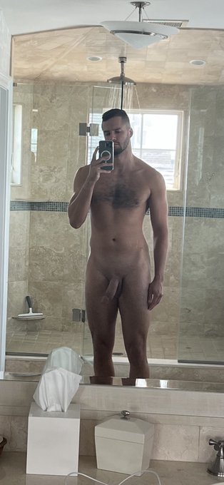 About to hop in the shower. You coming? https://t.co/BCA9A4wpUv