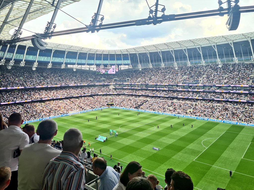 TalkingTHFC's tweet photo. COME ON YOU SPURS! ⚪️ #COYS https://t.co/BoQxGTgxSn