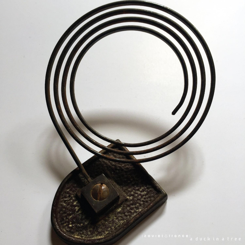 Starting in five minutes on <a href="/cjmpfm/">CJMP 90.1FM</a> 90.1 FM in Powell River, BC and online: the latest edition of A Duck in a Tree, the :zoviet*france: radio show | cjmp.ca/listen-live