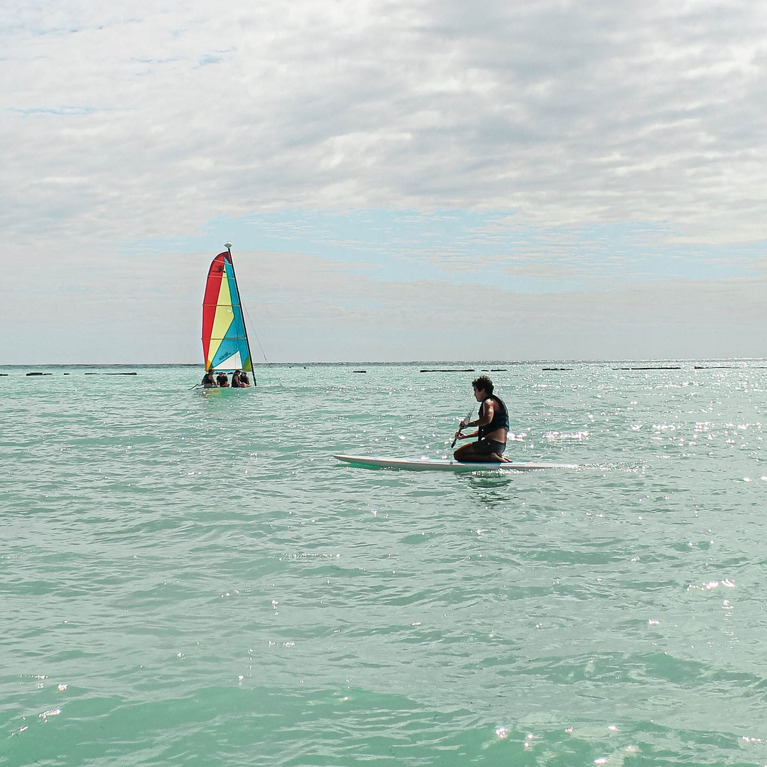 Time sails by when we’re having fun. 
.
El tiempo vuela cuando nos estamos divirtiendo.
.
 #HyattZilaraCapCana