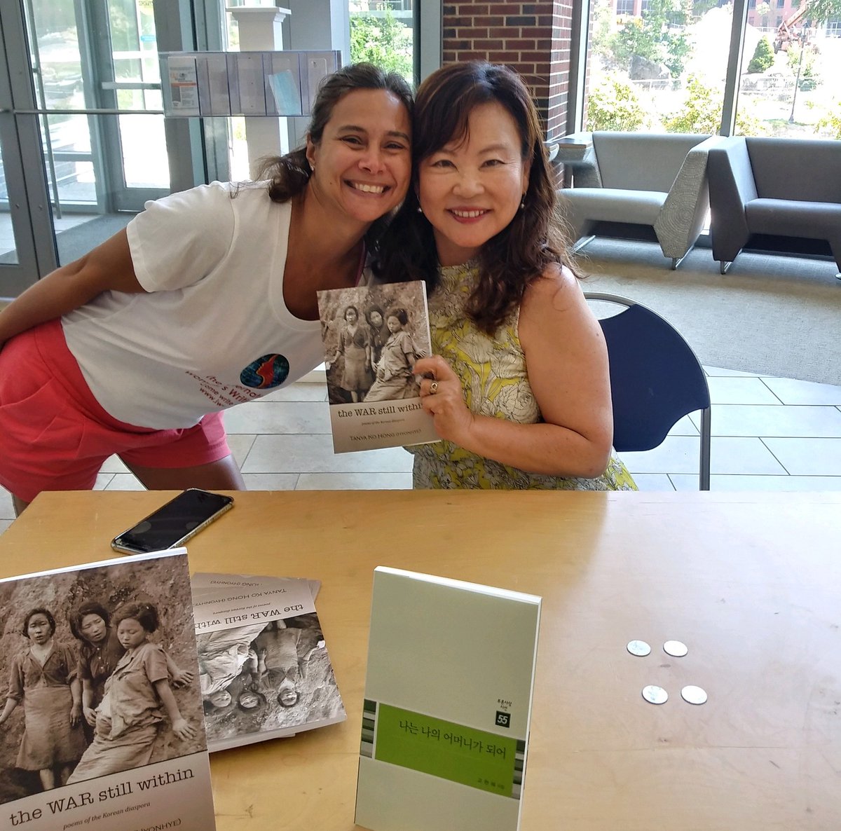 IWWG's tweet photo. Looking back on Reconnect &amp; Reimagine this #LaborDayWeekend with poet @tanyakohong 🤗 Our Book Fair began on a Saturday; three days later, Tanya had sold out of her chapbooks in English and Korean editions! Thank you to our sales partner @copperdogbooks &amp; coordinator @olivojl 📚 https://t.co/XfZUTPu0m6