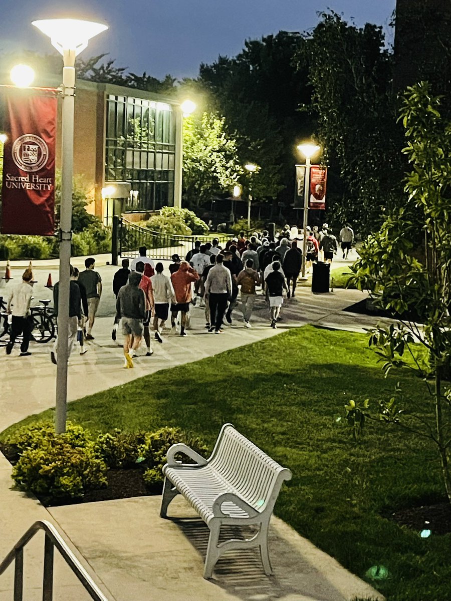 sacredheartmwre's tweet photo. 6:00 AM compliance meeting with 70 student-athletes on the team!!

This team, the school and our administration are really special and only 65 days until our first match at Lehigh!! https://t.co/3I4S1yIITG