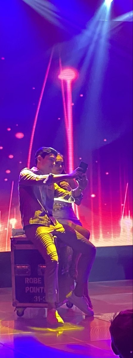 pawbedia's tweet photo. Team @LAZBELOFFICIAL @LazizRustamoov @isabellaohoo https://t.co/wFFhLP8Oza