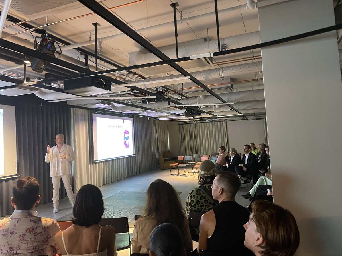 Yesterday we took part in Stockholm fashion week.🌟
<a href="/DerhiRoei/">roei derhi</a> , our creative director, gave a keynote about the future of fashion. 
We showcase Mother Of Pearl, a collaboration with <a href="/ParadeAnimation/">Parade Animation</a> , using VR stations.
   
Soon more surprises are coming.