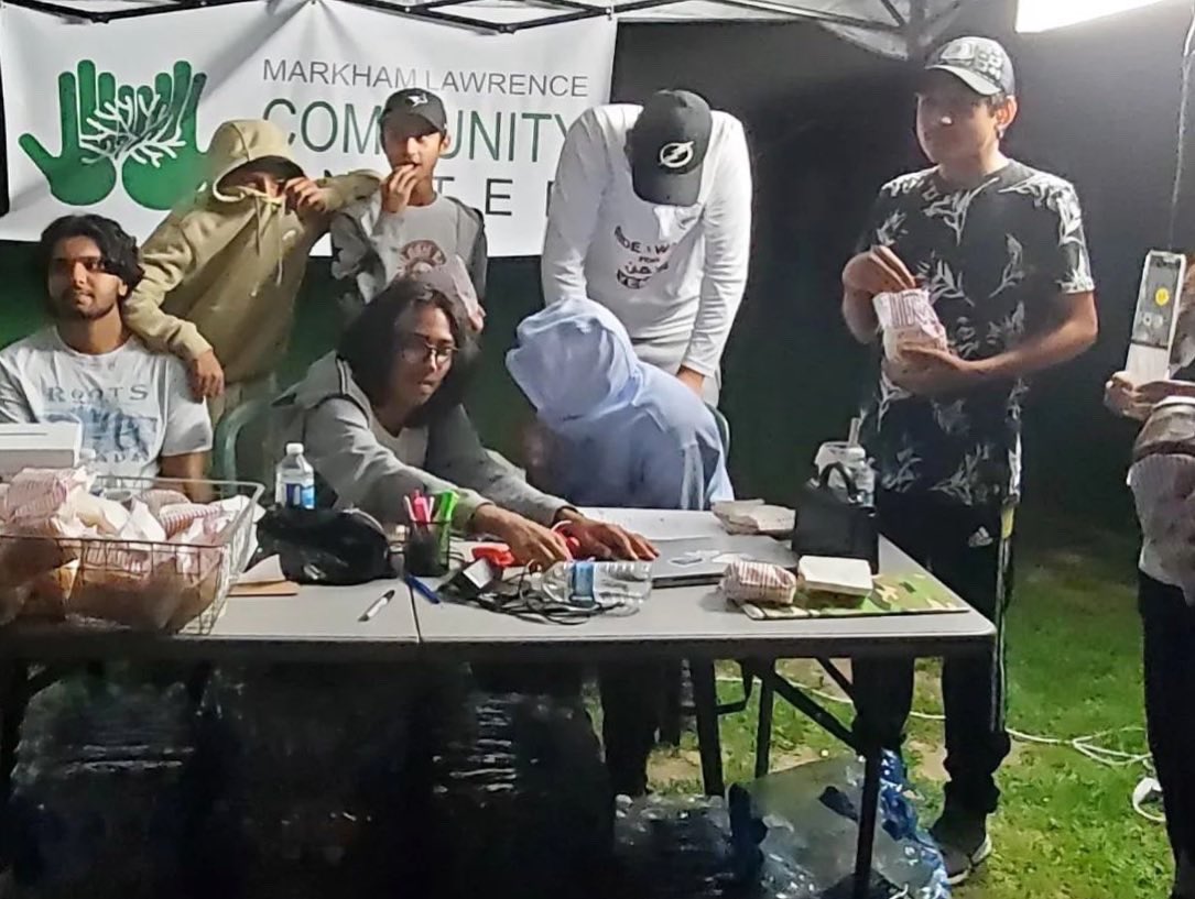 Thank you to everyone who came out to Movie Night at Cornell Park last night. Our officers had a great time connecting with the community ^lg #cornell #scarbto #movienight