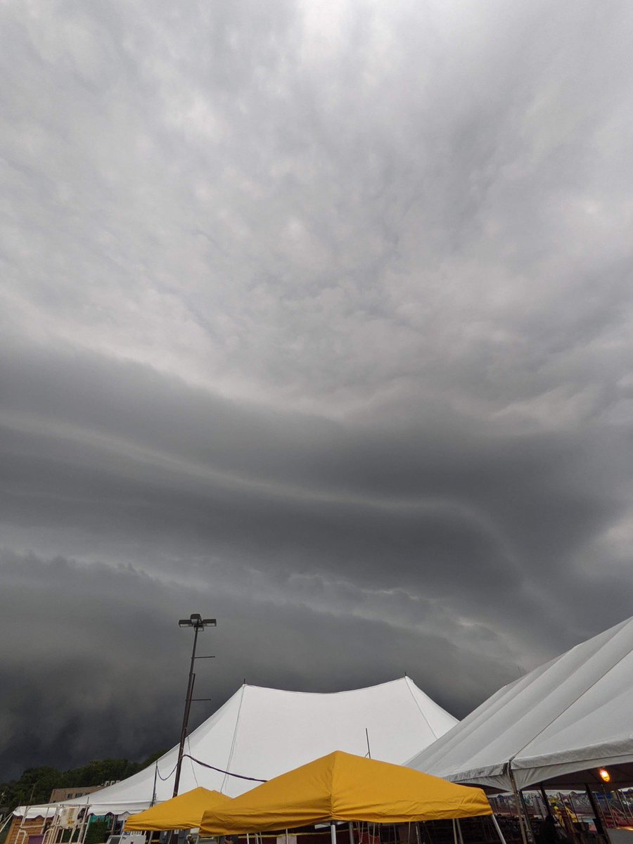 JamieJarosik's tweet photo. Ominous sky over #AlterFest this morning. 🌧 #daywx https://t.co/8sQiNqYXbL