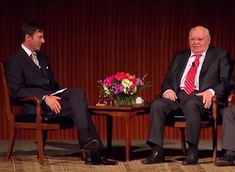 MarkKUpdegrove's tweet photo. When I asked Gorbachev how history would regard him, he said: “I am proud of the life I’ve led—and let history decide.”
In the West, history will see him as a giant who helped end the Cold War peacefully and foster democracy in Russia & the Eastern Bloc.
#RIPGorbachev https://t.co/tu9mcHTtFR