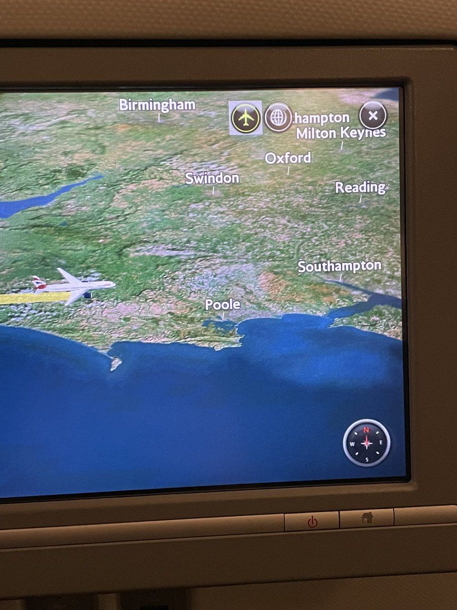 Jason_Brudereck's tweet photo. It was fun to have #ReadingPa on the in-flight map at the beginning of our journey and then #ReadingEngland on the map at the end (#SisterCities). Also, the view of the London Eye from our room is fairly cool. https://t.co/6IBiqe62yi