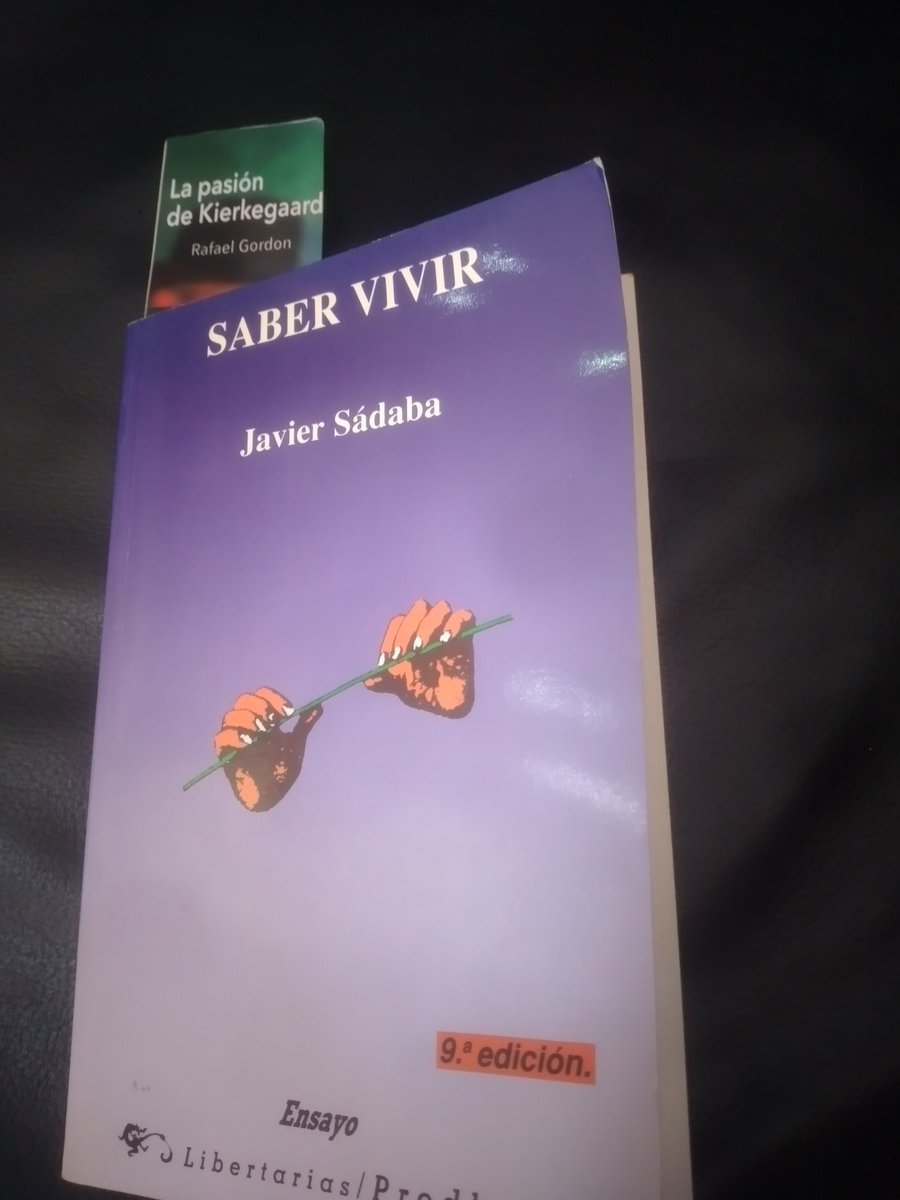 Marcoz9710's tweet photo. Un  nuevo libro que leer. https://t.co/Gw75yH5kAX
